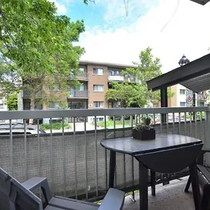 Coquette 3.5 Pour 4 Personnes Montreal