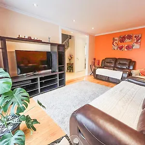 Spacious House Near Downtown Mtl Montreal